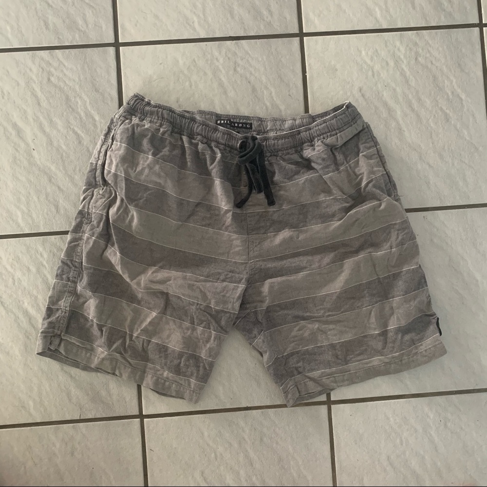 Billabong casual walking shorts